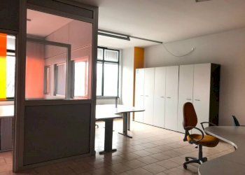 Ufficio - Office via Damiano Chiesa, Vimercate - photo 5