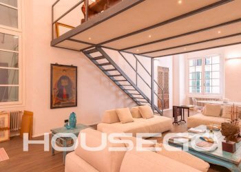 Salone - Trilocale via San Luca, 3b, Genova (zona Centro Storico) - foto 4