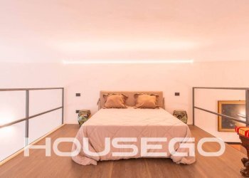 Camera da letto - Trilocale via San Luca, 3b, Genova (zona Centro Storico) - foto 14