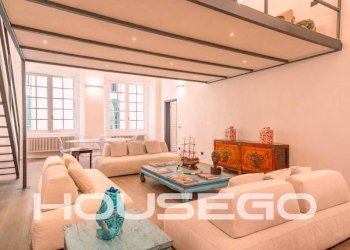 Salone - Trilocale via San Luca, 3b, Genova (zona Centro Storico) - foto 3