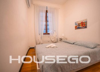 Camera da letto - Bilocale via San Luca, 73, Genova (zona Centro Storico) - foto 10