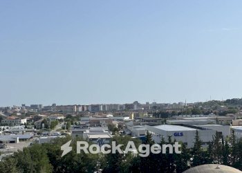 Vista - Appartamento viale Sandro Pertini, 6, San Giovanni Teatino - foto 34