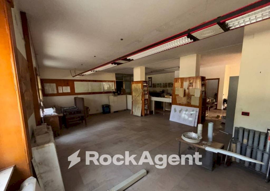 Interno non residenziale - Appartamento via Vincenzo Gioberti, 56, Foggia - foto 2