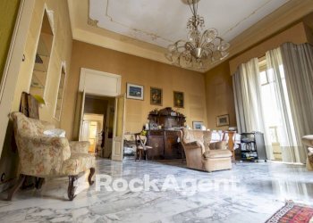 Salone - Appartamento Discesa Cavour, 2, Catanzaro - foto 11