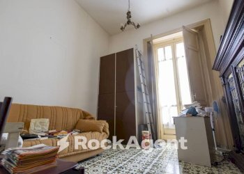 Camera da letto - Appartamento Discesa Cavour, 2, Catanzaro - foto 15