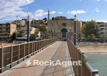 Zona - Casa indipendente contrada Piane, 76, Francavilla al Mare - foto 1