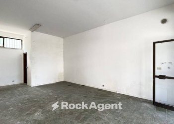 Stanza non arredata - Shop via Cavour, 92, Alba Adriatica - photo 11