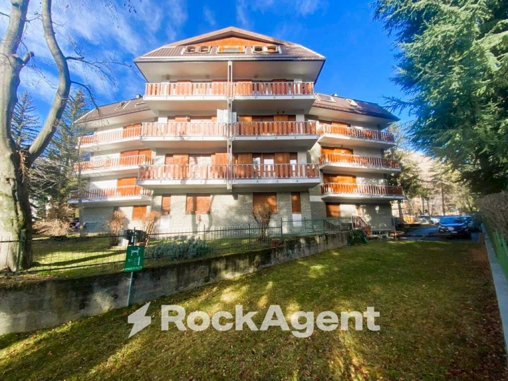 Facciata - Appartamento viale Bramafam, 22, Bardonecchia - foto 1