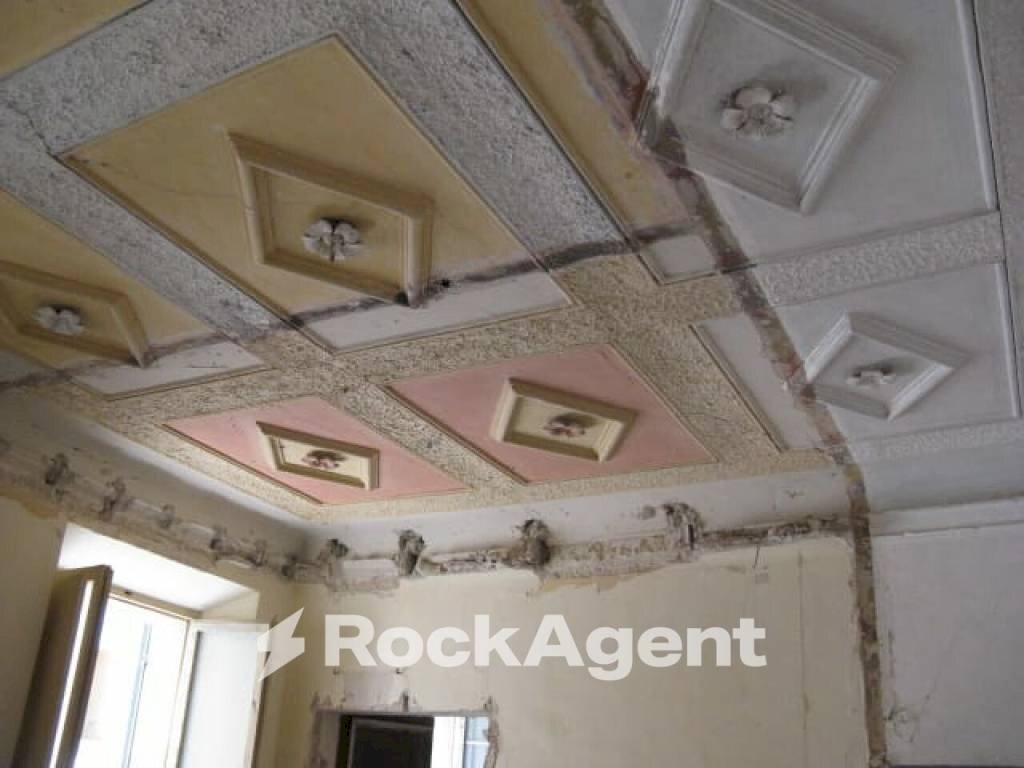 Interno palazzo - Stable - Palace via Sabatucci, 14, Castelplanio - photo 1