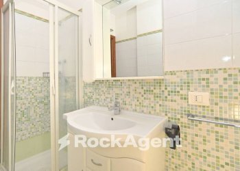 Bagno - Bilocale via del Crocifisso, 115, Latina - foto 22