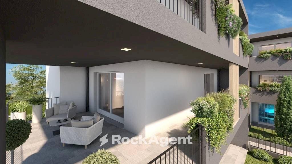 Terrazzo - Quadrilocale via Giovanni Boccaccio, 4, Mozzo - foto 1