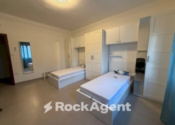 Camera da letto - Trilocale via Monte Epomeo, 3, Roma - foto 16