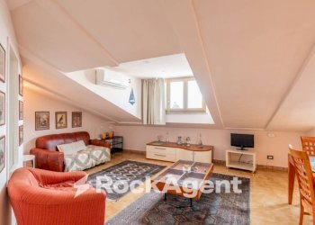 Salone - Attico via Martiri della Loggia, 91, San Marzano sul Sarno - foto 4