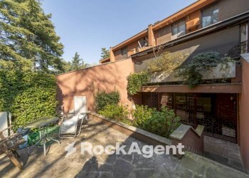 Giardino - Villa a Schiera via dei Longobardi, 31, frazione Milano 3, Basiglio - foto 36