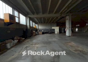 Magazzino - Capannone via Augusto Pedullà, Genova (zona Molassana) - foto 11