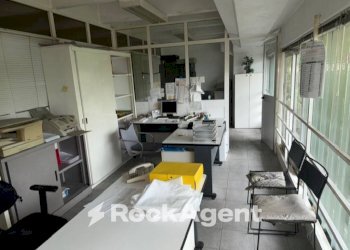 Interno non residenziale - Capannone via Augusto Pedullà, Genova (zona Molassana) - foto 21