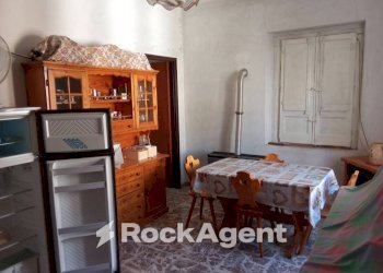 Cucina - Casa indipendente vico Giuseppe Giusti, Gioiosa Ionica - foto 10