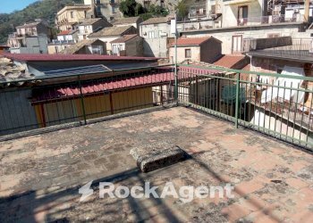 Terrazzo - Casa indipendente vico Giuseppe Giusti, Gioiosa Ionica - foto 18