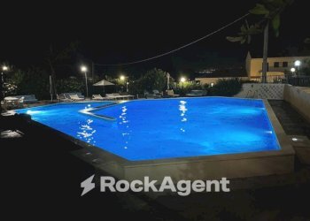 Piscina - Trilocale contrada Castelluccio, Augusta - foto 36