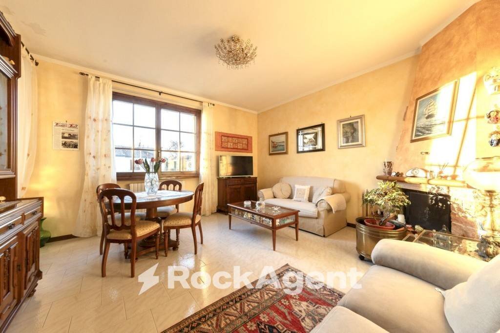 Salone - Three-room apartment via Alfredo Catalani, 73, Settimo Milanese - photo 1