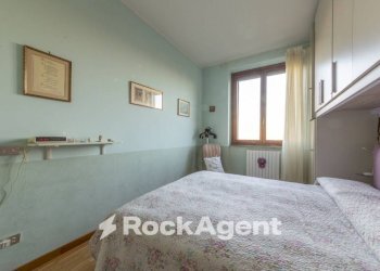 Camera da letto - Three-room apartment via Alfredo Catalani, 73, Settimo Milanese - photo 19