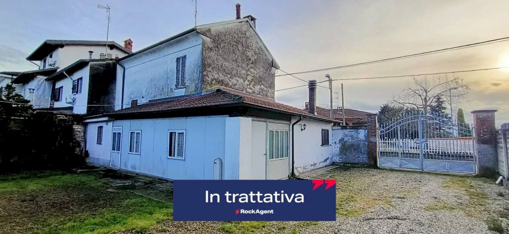 Facciata - Casa indipendente via Vignale, 6, Frascarolo - foto 1