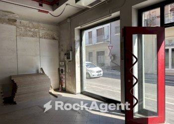 Interno non residenziale - Shop via Adriatica, Francavilla al Mare - photo 2