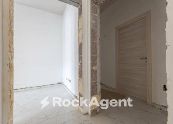 Disimpegno - Shop via Roma, Casarano - photo 13