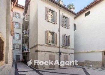 Cortile interno - Appartamento via San Bernardino, 34, Bergamo - foto 17