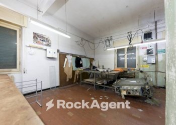 Interno non residenziale - Warehouse salita Sella, Genova (neighborhood Apparizione) - photo 5