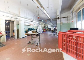 Interno non residenziale - Warehouse salita Sella, Genova (neighborhood Apparizione) - photo 7
