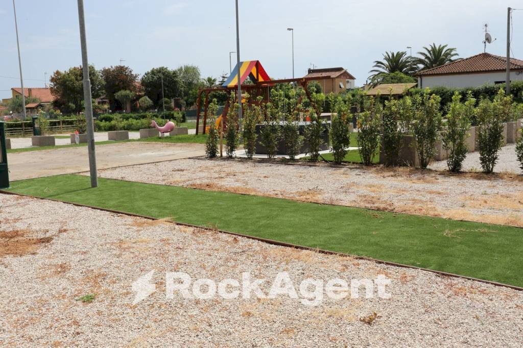 Giardino - Attività Commerciale strada Nazionale Adriatica Sud, 108, Fano - foto 3