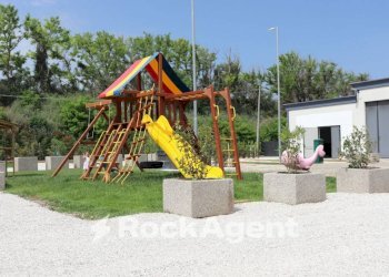 Giardino - Attività Commerciale strada Nazionale Adriatica Sud, 108, Fano - foto 17