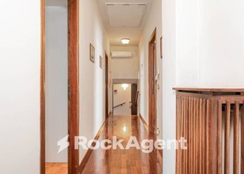 Corridoio - Villa via I. Nievo, 28, Ponte San Nicolò - foto 12