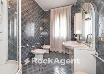 Bagno - Villa via I. Nievo, 28, Ponte San Nicolò - foto 19