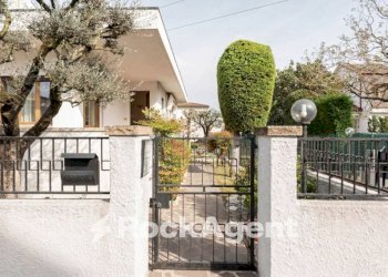 Ingresso - Villa via I. Nievo, 28, Ponte San Nicolò - foto 26