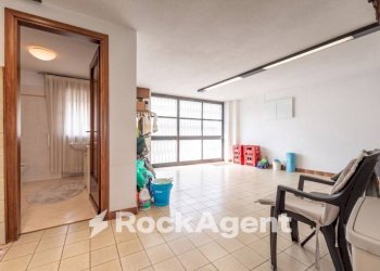 Box auto - Villa via I. Nievo, 28, Ponte San Nicolò - foto 25