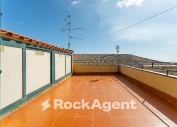 Terrazzo - Quadrilocale corso Vittorio Emanuele, 151, Trecastagni - foto 27