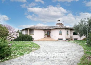 Giardino - Villa via Valle del Muraglione, Canale Monterano - foto 4