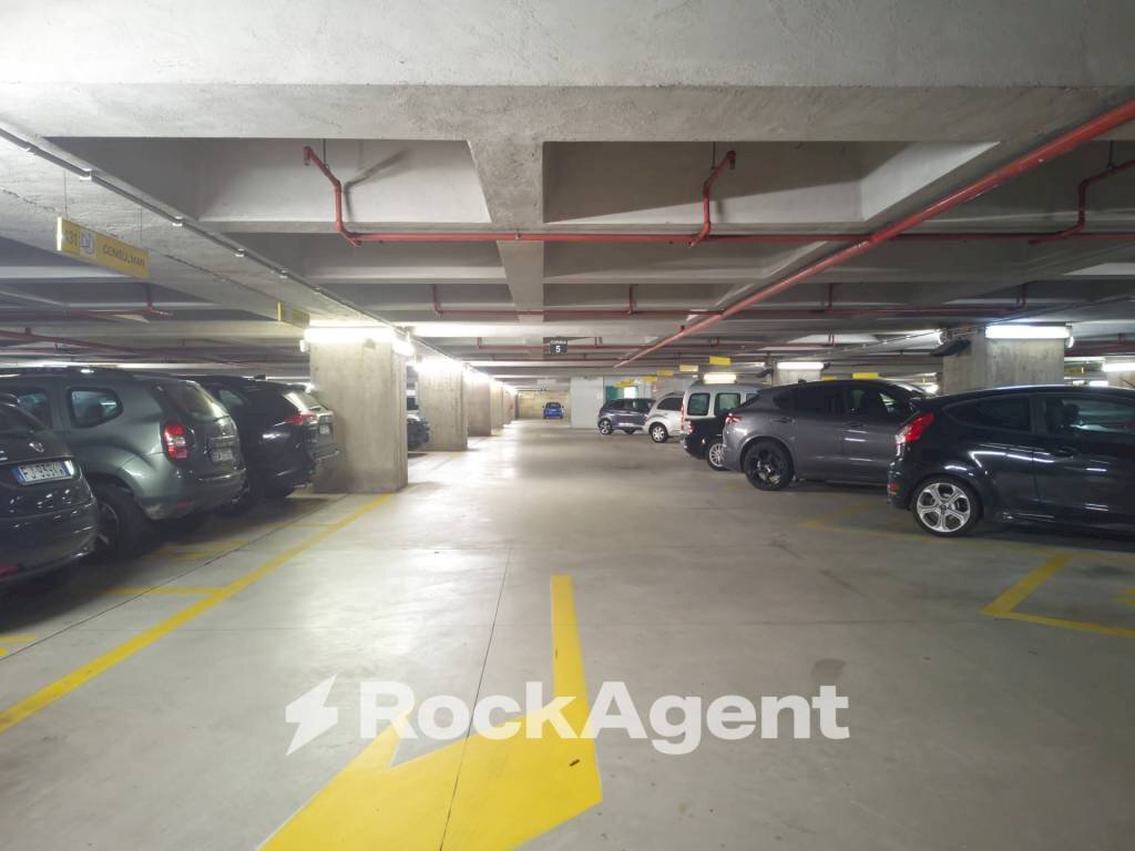 Posto macchina - Box corso Orbassano, 336, Torino (zona Mirafiori Sud) - foto 1