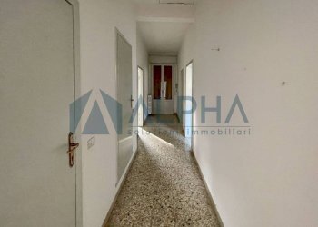 Corridoio - Villa viale Risorgimento, Forlì - foto 13