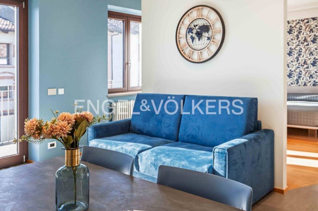 Salone - Appartamento via Vittorio Alfieri, Castiglione Falletto - foto 3