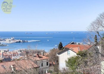 Vista - Attico via Cesare Cantù, 28, Trieste - foto 1