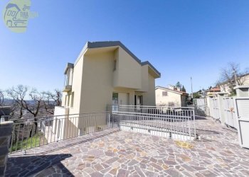 Facciata - Attic via Cesare Cantù, 28, Trieste - photo 17