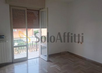 DSC_0027.JPG - Trilocale Via A. Vespucci 7, Solaro - foto 1