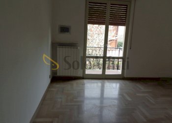 DSC00035.JPG - Trilocale Via A. Vespucci 7, Solaro - foto 23