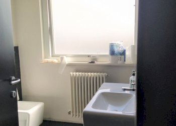 IMG_20210519_101559.jpg - Commercial Premises Spinetoli - photo 24