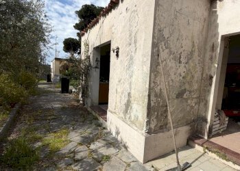 9f91b9df-b208-44b5-ac98-7db04a8208d8.jpg - Villa Via Firenze 48, Carrara - foto 11