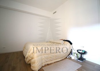 camera da letto - Trilocale Via Aprosio 2, Ventimiglia - foto 8