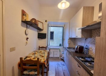 9.jpeg - Bilocale Vico Saonese 18, Ventimiglia - foto 3